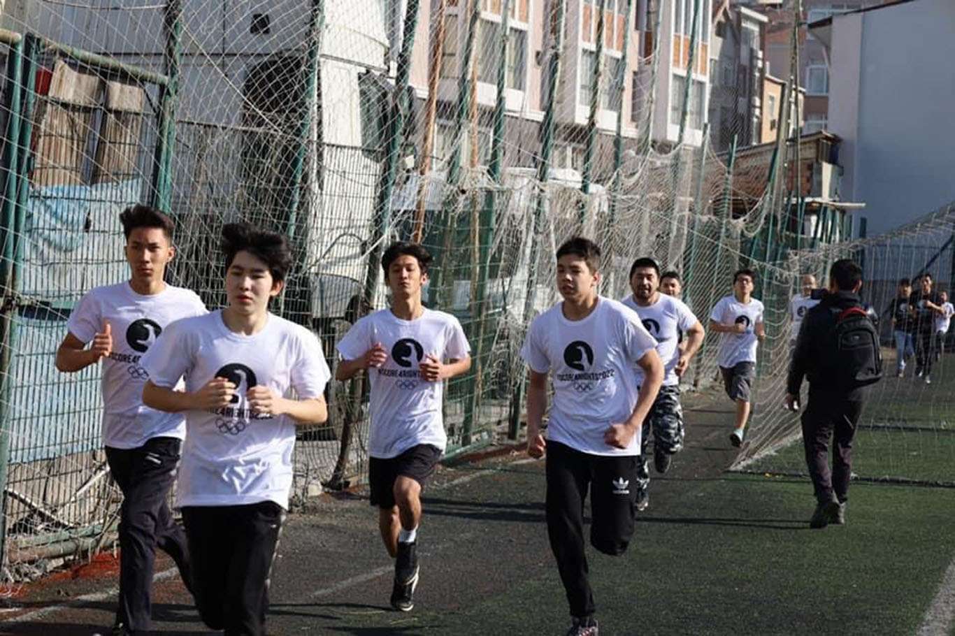 Çin'in işkence kamplarına dikkat çekmek için "İstiklal Koşusu" düzenlendi Çin'in işkence kamplarına dikkat çekmek için "İstiklal Koşusu" düzenlendi